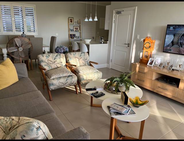 1 BEDROOM RETIREMENT UNIT FOR SALE IN MOUNT EDGECOMBE RETIREMENT VILLAGE